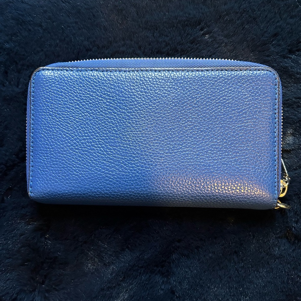 Michael Kors Wallet - Picture 3 of 3